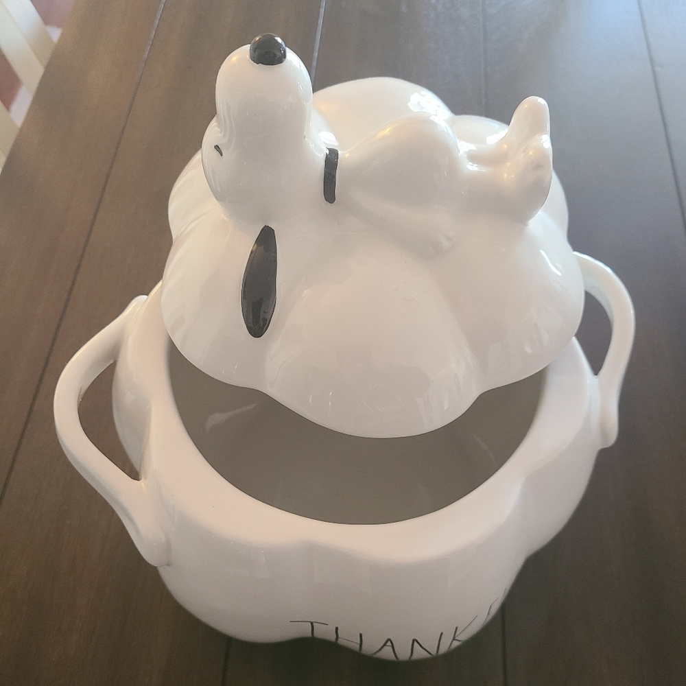 Rae Dunn "Snoopy Thankful" Bowl w/Lid - Picture 3 of 3